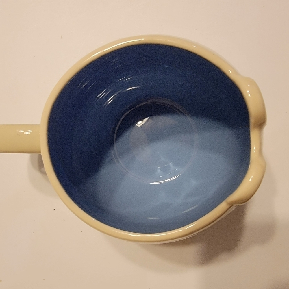 NWT Starbucks 2024 Limited Edition LATAM Bunny Ceramic Mug - Picture 4 of 6